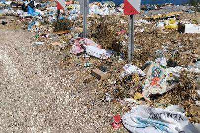 Turizm cenneti Kapıdağ’da çöp manzaraları tepki çekiyor