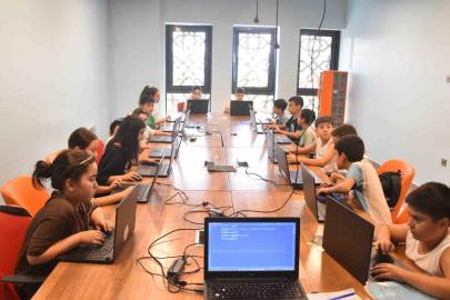 Türkiye’nin yapay zeka vizyonuna Şahinbey Belediyesi’nden güçlü destek