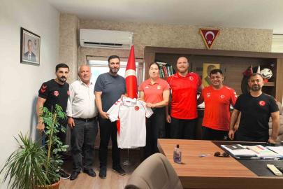 U-20 Kadın Güreş Milli Takımı, Dünya Şampiyonası hazırlıklarını Afyonkarahisar’da sürdürüyor