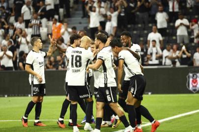 UEFA Avrupa Ligi: Beşiktaş: 2 - Kauno Zalgiris: 0 (Maç devam ediyor)
