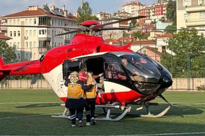 Üzerine kaynar su dökülen bebek için helikopter ambulans havalandı