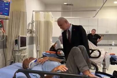 Vali Gül, İETT kazasında yaralanan vatandaşları hastanede ziyaret etti