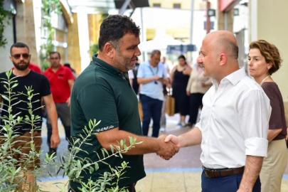 Vali Varol, alışveriş merkezinde vatandaş ve esnafla buluştu