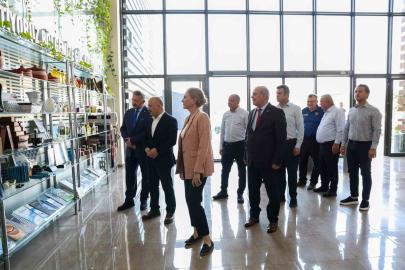 Vali Varol Nazilli Ticaret Odası’na iade-i ziyarette bulundu