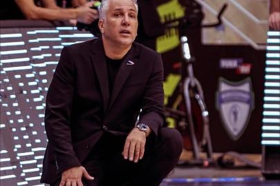 Y. Denizli Basket’te ilk imza Zafer Aktaş’a