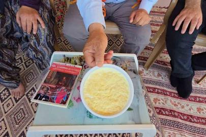 Yanık kokusu ve sert kıvamıyla Tavas yoğurdu damaklarda iz bırakıyor