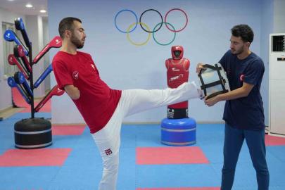 Yanlış girdiği binada, Avrupa şampiyonu oldu