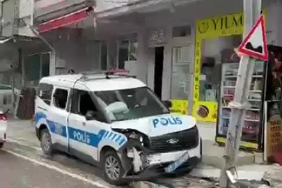 Yaşlı kadını darp edip polise kaza yaptırdı