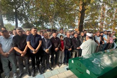 22 günlük yaşam mücadelesini kaybeden İHA telifli muhabiri son yolculuğuna uğurlandı
