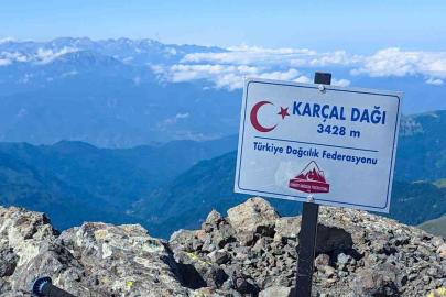 3 bin 428 rakımdaki Karçal Dağı’nın zirvesi havadan görüntülendi