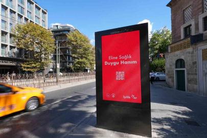 81 ildeki billboardlarda yer alan QR kodlu mesajlar merak uyandırdı