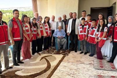 Adıyaman’ın son Kore Gazisi, savaş hatıralarını çocuklarla paylaştı