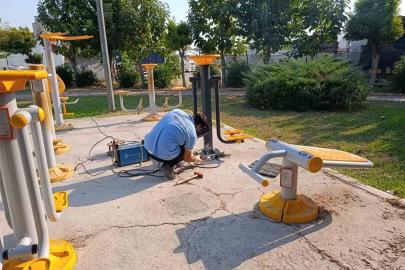 Akdeniz’de parklar yenileniyor, çocuklar için daha güvenli hale getiriliyor