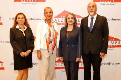 Alzheimer’da yeni tedaviler ve erken tanı çalışmaları anlatıldı