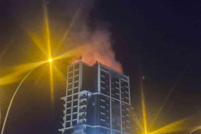 Ankara’da binanın çatısında çıkan yangın söndürüldü