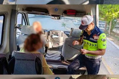 Antalya’da okul servislerine jandarma denetimi: 8 araç trafikten men edildi