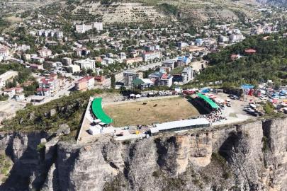 Artvin’de 250 metre yükseklikteki arenada yılın son boğa güreşleri yapıldı