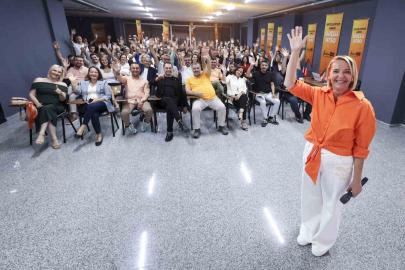 ATSO başkan adayı Öz: "Liderlik, tek başına önde yürümek değil; ekibinin gücünü ortaya çıkarmak ve aynı hedefe birlikte yürümektir"