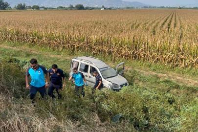 Aydın’da tarlaya uçan araç sabah fark edildi, içinden kimse çıkmadı