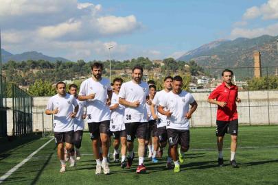Aydınspor, ilk antrenmanına çıktı