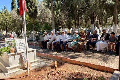 Ayşenur Ezgi Eygi vefatının ikinci yılında mezarı başında dualarla anıldı