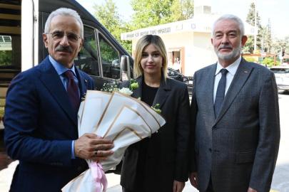 Bakan Uraloğlu: "Milli elektrikli trenin seri üretimine yıl sonu itibarıyla başlayacağız"