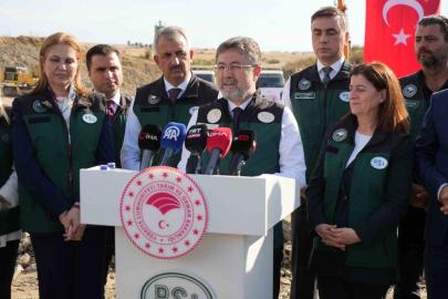 Bakan Yumaklı: "Kaybedecek bir günümüz bile yok"