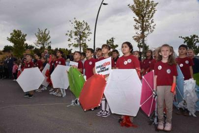 Balıkesir’de "Uçurtmalar Vurulmasın, Gökyüzü Çocuklara Kalsın" etkinliği