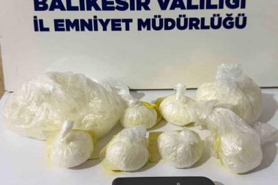 Bandırma’da kaçmaya çalışan şüpheliden 153 gram metamfetamin çıktı