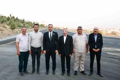 Başkan Toptaş, 4 farklı mahalleyi kapsayan 150 milyon lira maliyetli dev ulaşım yatırımı anlattı
