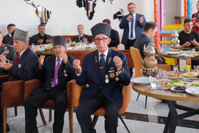 Bayburt’ta gaziler ve şehit aileleri kahvaltıda bir araya geldi