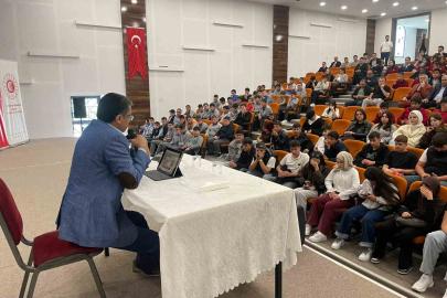 Bayburt’ta öğrencilere ‘Ahilik Kültürü’ anlatıldı
