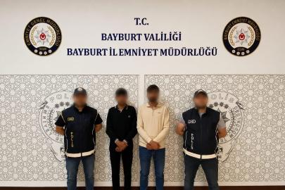 Bayburt’ta sahte belge kullanan 2 düzensiz göçmen yakalandı