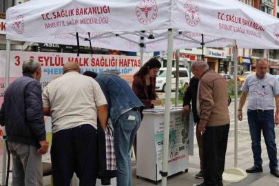 Bayburt’ta vatandaşlara ücretsiz sağlık taraması yapıldı
