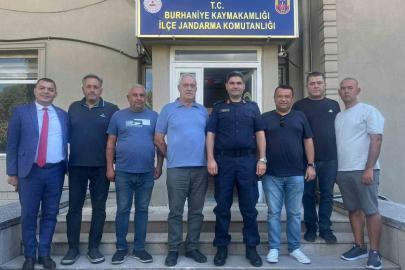 Burhaniye de Esnaf ve Sanatkarlar Odası yönetimi Jandarma komutanını ziyaret etti