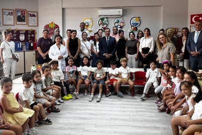 Burhaniye’de Kaymakam Atilla, minik öğrencilerle bir araya geldi