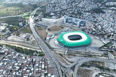 Bursa’da okullar açıldı, korkulan trafik yoğunluğu oluşmadı