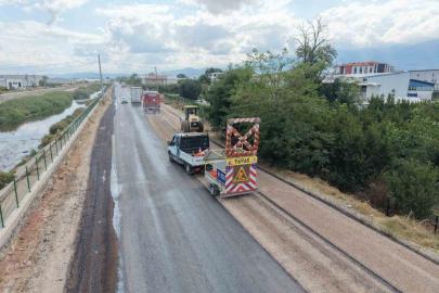 Büyükşehir Samanlı Bağlantı yolunu yeniledi