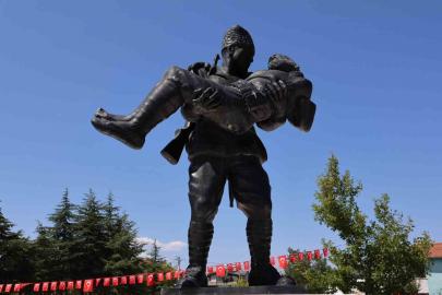 Çetmili Kara Ali Çavuş ile oğlu Mehmet Onbaşı şehadetlerinin 104. yılında anıldı
