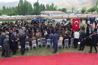 Cilo’nun eteklerinde 15 bin kişilik düğün