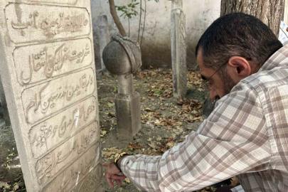 Çorakkapı Haziresi’nde tarih sessizliğe, mezarlar bakımsızlığa terk edildi