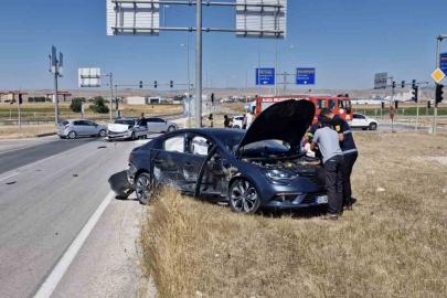 Çorum’da iki otomobil çarpıştı: 5 yaralı
