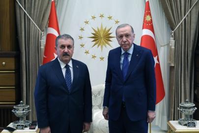 Cumhurbaşkanı Erdoğan, BBP Genel Başkanı Destici’yi kabul etti