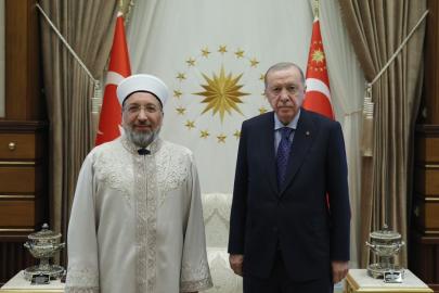 Cumhurbaşkanı Erdoğan, Diyanet İşleri Başkanı Arpaguş’u kabul etti