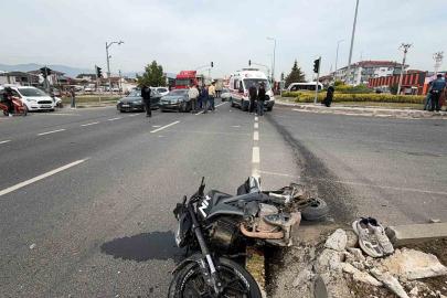 Düzce’de feci kaza: 2’si ağır 3 yaralı