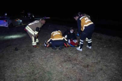 Edirne’de alkollü sürücünün kullandığı otomobil metrelerce savrularak taklalar attı: 1’i ağır 3 yaralı