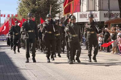 Edremit’in kurtuluşunun 104. yılı coşku ve gururla kutlandı
