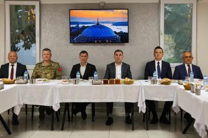 Erkol ve Danacı için veda yemeği düzenlendi