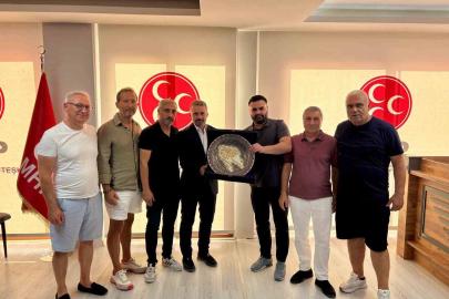 Esnaflar, MHP Kuşadası İlçe Başkanı Taşdemir ile görüştü