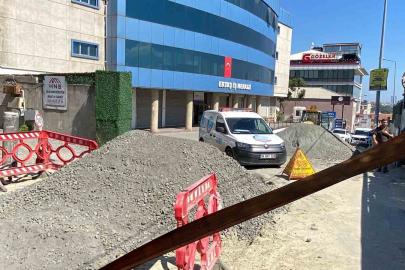Eyüpsultan’da İSKİ’nin çalışma yaptığı esnada doğalgaz borusu patladı